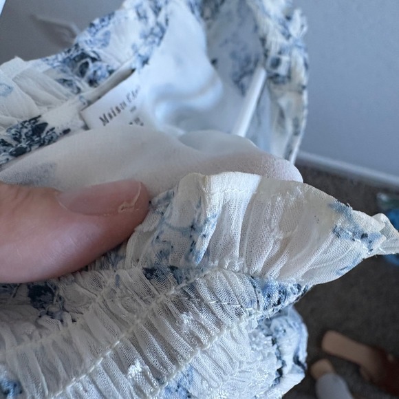 Maison d'Amelie Floral Blouse Long Sleeve Swiss Dot Ruffle Neck Sheer Top Medium - Picture 7 of 7